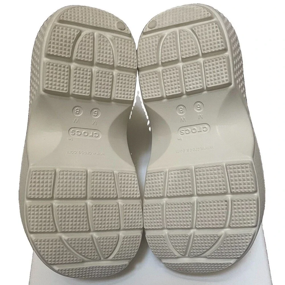 Crocs Stomp Shorty Platform Shearling Boot in Stucco M6/W8 Cozy Chunky Linen Fur